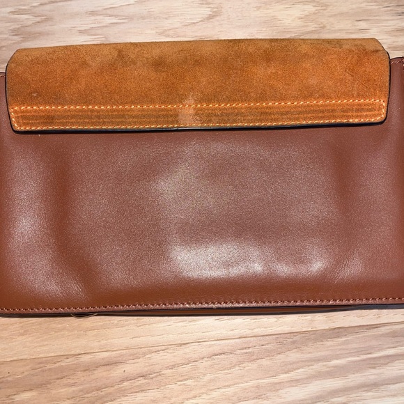 Chloè Faye Crossbody - Picture 8 of 10